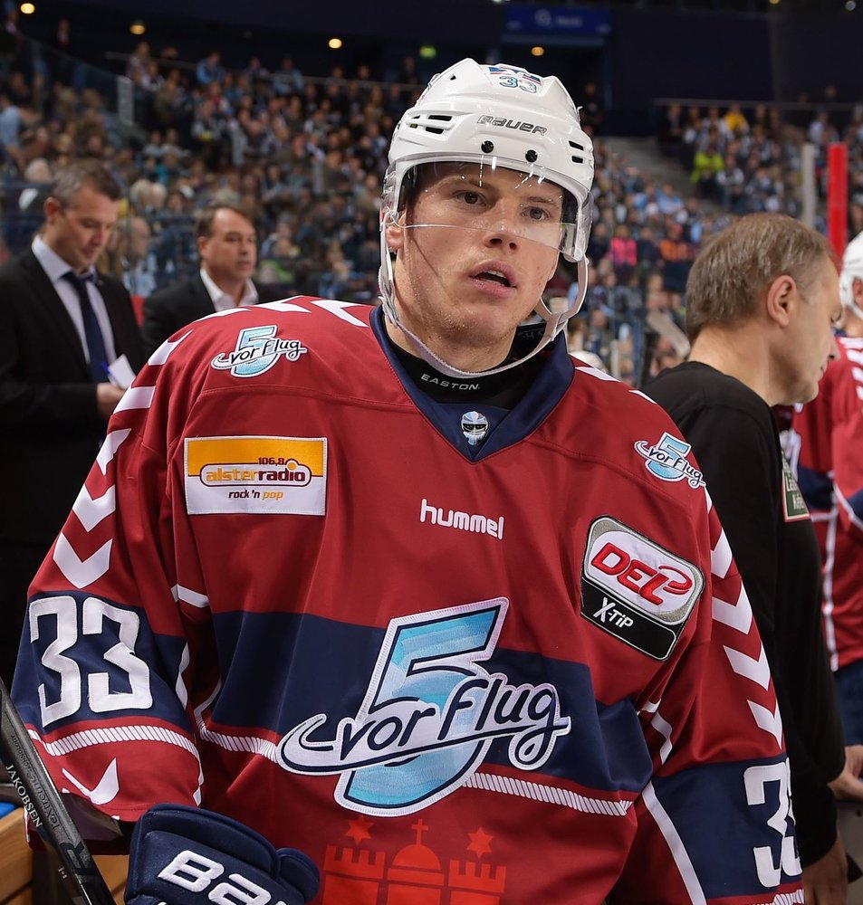 Nun auch Jakobsen und Pohl Hamburgs Lazarett wächst Eishockey NEWS