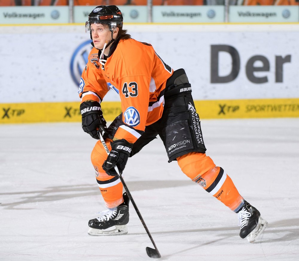 Vizemeister Wolfsburg gewinnt zum Auftakt der Vorbereitung 21 in