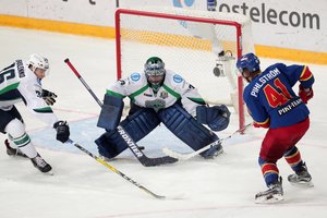 Krefeld Pinguine lotsen langjährigen KHL-Goalie Ilya Proskuryakov nach Deutschland