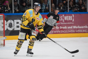 EC Bad Nauheim verpflichtet Verteidiger Tomas Schmidt von Ligakonkurrent Bayreuth Tigers