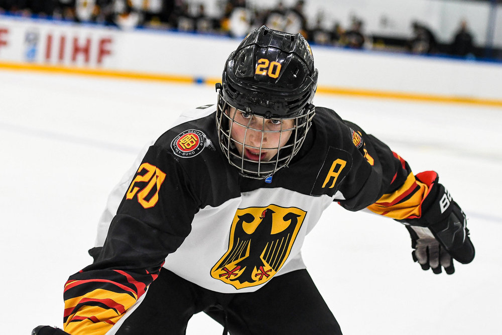 U18-Nationalstürmer und DNL-Top-Scorer Veit Oswald wird im USHL-Draft