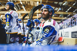 Starbulls Rosenheim komplettieren Kader mit Center Travis Oleksuk