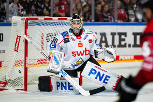 Trainingsverletzung: Top-Torhüter Kristers Gudlevskis fehlt Bremerhaven mehrere Monate