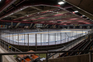 Eisstadien: FASS Berlin spielt nun auf kleinerer Fläche, HSV erhält ab Ende November mobile Anlage 