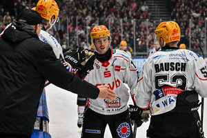 Augsburg-Serie reißt gegen Bremerhaven, Köln gewinnt NRW-Duell in Iserlohn, Wolfsburg schlägt München