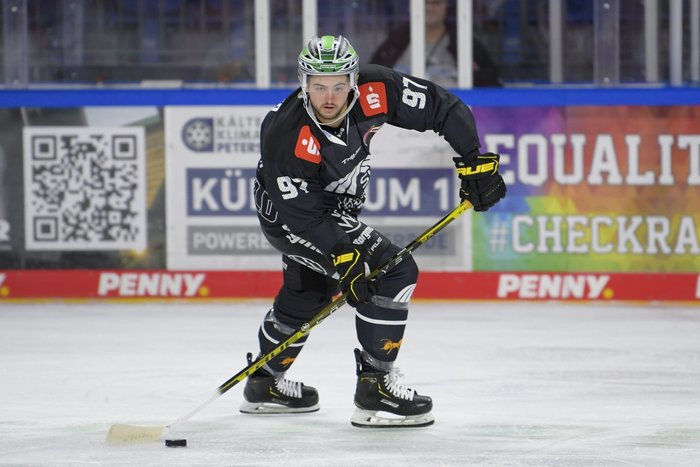 Regensburg holt US-Stürmer Bracco, Hübner per Förderlizenz nach Ravensburg – Vantuch unterschreibt in Leipzig