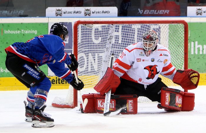 Spitzentrio siegt im Gleichschritt – Halle gewinnt in Duisburg dank Shutout von Kapteinat, Hamm schlägt Herne