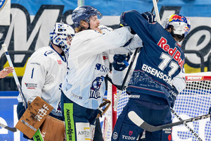 Penalty-Spektakel beim Haie-Heimsieg und Derby-Erfolg für München – Frankfurt rückt an Augsburg heran