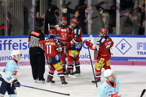 Deggendorf mit Sieg im Spitzenspiel – Stuttgart schlägt Tabellenführer Memmingen