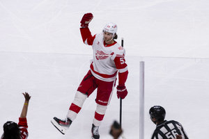 Seider erzielt erstes Saisontor, Niederlage für Utah, Islanders-Sensation Schaefer stellt Rekord auf