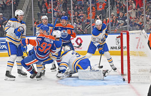 Buffalo verdirbt Edmonton sensationelles Comeback, gleich vier Teams erzwingen spät die Overtime