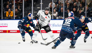 München gewinnt Spitzenspiel gegen Köln knapp mit 2:1 nach Verlängerung