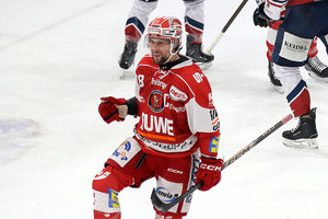 Dominic Walsh verlängert vorzeitig bei den Eispiraten Crimmitschau – Rekordspiel am Freitagabend