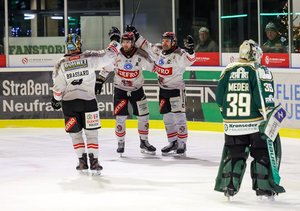 Spitzenteams Deggendorf, Memmingen, Bad Tölz und Selb erfolgreich – Heilbronn beendet Durststrecke, Passau und Stuttgart siegen auswärts 