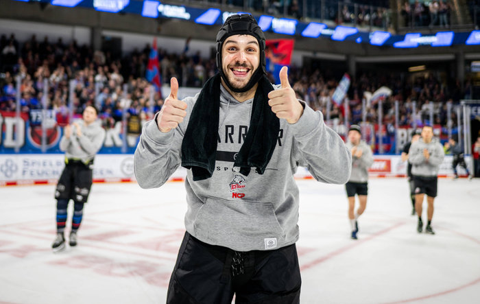 Samuel Dove-McFalls bleibt bis mindestens 2027 bei den Nürnberg Ice Tigers