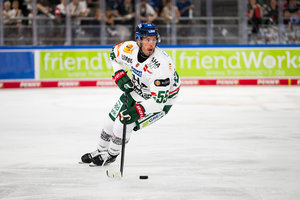 Button verlängert in Augsburg, Förderlizenzen für Elten und van der Linde, Voyer nach Weiden