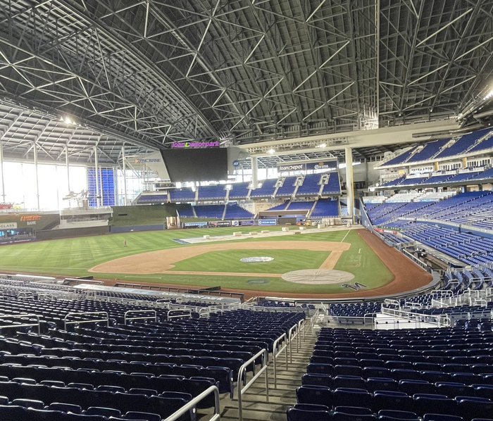 Erstmals wird ein NHL-Freiluftspiel in Miami ausgetragen – bei Temperaturen von wohl über 25 Grad