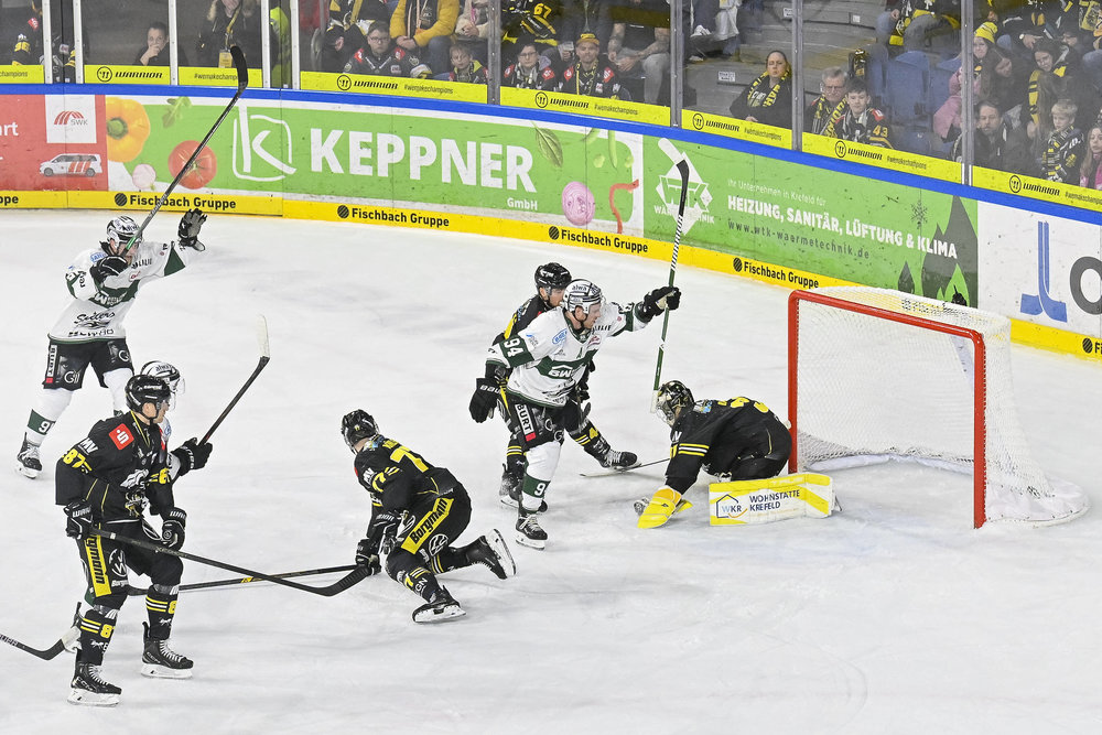 Historischer McNeely bei Bietigheims Coup in Krefeld, DEG macht Schritt aus der Krise