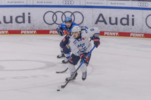 Mannheim empfängt Ingolstadt zum Spitzenspiel, weiteres Top-Sechs-Duell in Köln, Frankfurt und Schwenningen unter Zugzwang