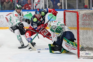 Siege für Füssen und Erding, Selb mit spätem Siegtreffer gegen Höchstadt – Memmingen dreht vor großer Kulisse Partie beim SCR