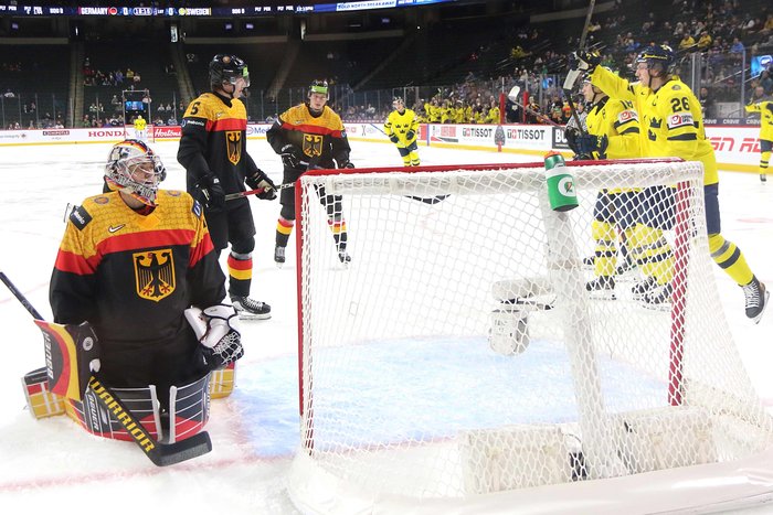 Schwedens Überzahl überrollt die DEB-Auswahl – Schlüsselspiel am Dienstag gegen die Schweiz