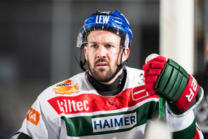 Ausstiegsklausel genutzt: Jason Bast wechselt aus Kaufbeuren zurück nach Augsburg