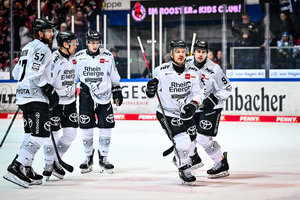 Haie mit dem siebten Streich, Wild Wings überraschen Ingolstadt, Straubing ringt die Grizzlys nieder