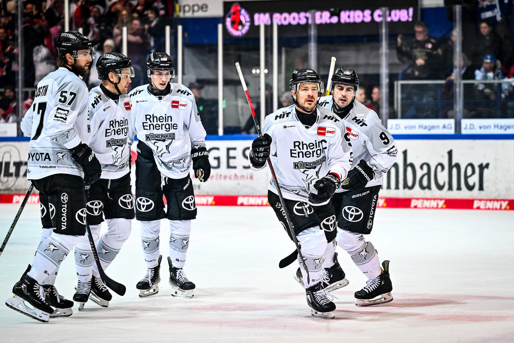 Haie mit dem siebten Streich, Wild Wings überraschen Ingolstadt, Straubing ringt die Grizzlys nieder