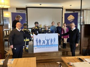 „Zukunft braucht Eis“: Wie der bayerische Verband mit seinen Vereinen um den Erhalt der oft maroden Eishallen kämpfen will