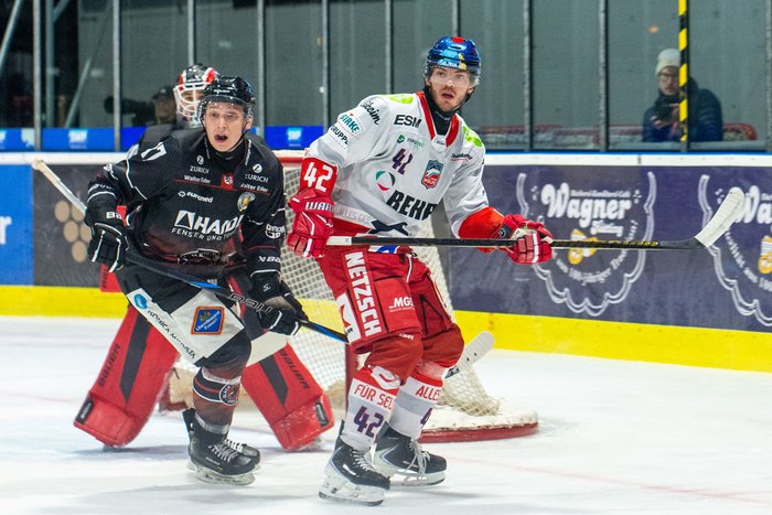 Höchstadt schlägt Memmingen, Passau und Füssen drehen Spiele, Bad Tölz in der Overtime erfolgreich