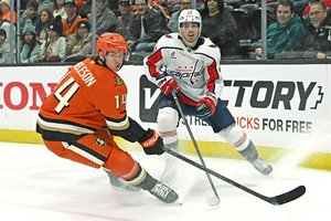 Canucks-Krise spitzt sich zu, Ducks kappen Washingtons Siegesserie