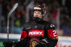PWHL-Draft: DEB-Verteidigerin Nina Jobst-Smith in der dritten Runde von Vancouver gezogen
