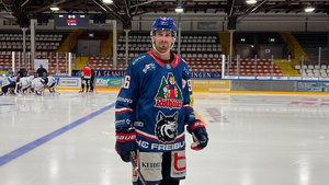 Stürmer Ilestedt bleibt nun doch beim EHC Freiburg – Bad Nauheim nimmt Tryout-Angreifer Ribarik unter Vertrag