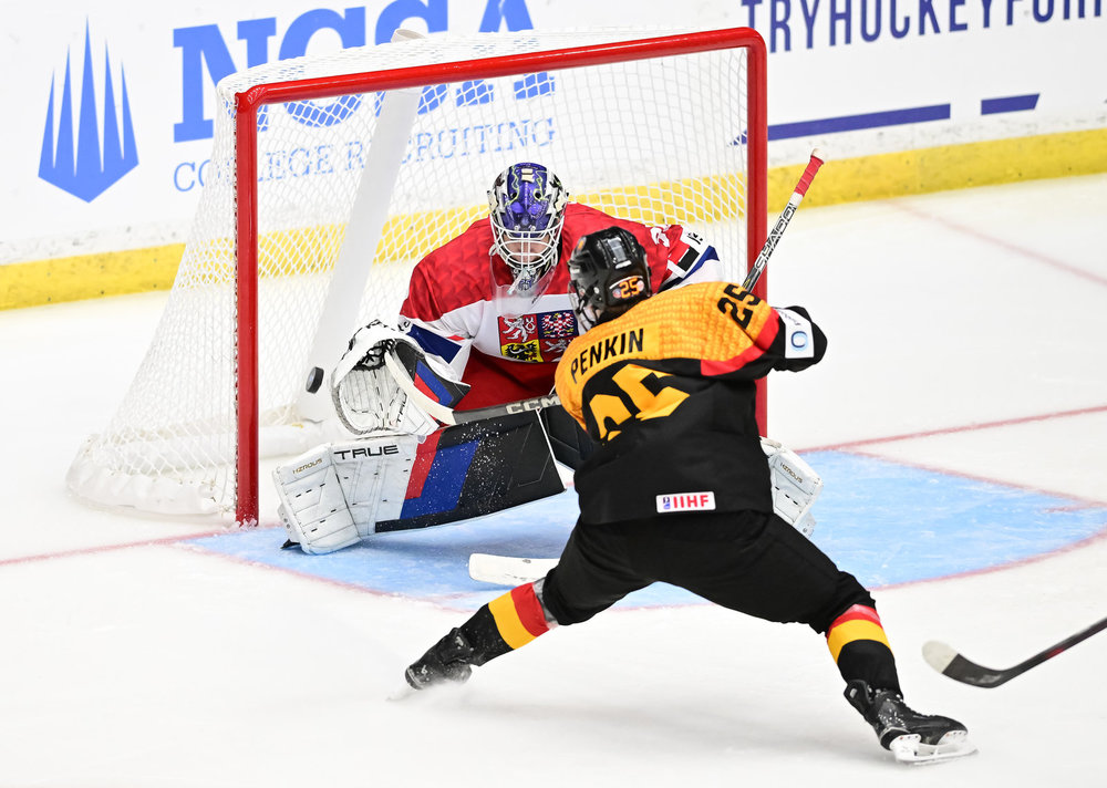 Kader für Hlinka-Gretzky-Cup steht: Doppelter Kaltstart für neuen U18-Bundestrainer Andreas Becherer