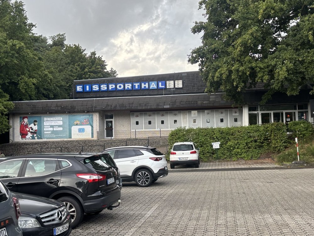 Erleichterung in Bergisch Gladbach: Eissporthalle steht nun doch wieder zur Verfügung