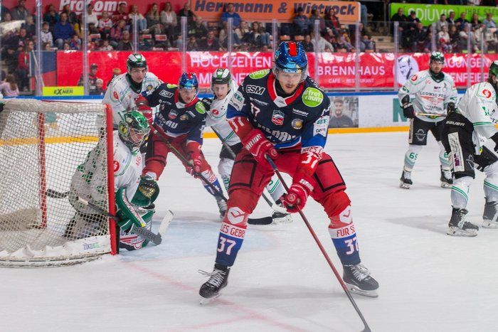 Landshut mit Shutout-Sieg in Meran, Freiburg schlägt Bietigheim – Höchstadt gewinnt Derby gegen Selb