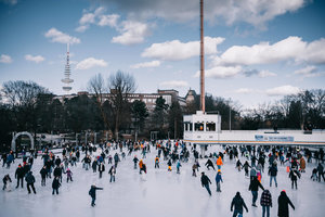 Nach der Schließung der Eisbahn in Stellingen suchen Hamburgs Politik und Landesverband fieberhaft nach Lösungen