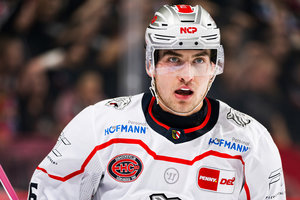 Nürnberg verlängert Vertrag mit Verteidiger Karrer um zwei Jahre