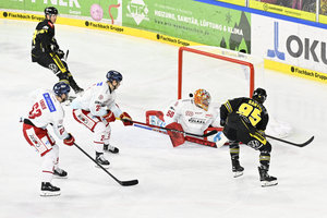 Krefeld gewinnt auch drittes Derby gegen Düsseldorf – Benson-Hattrick in Kassel, Rosenheim mit Shorthander-Doppelschlag