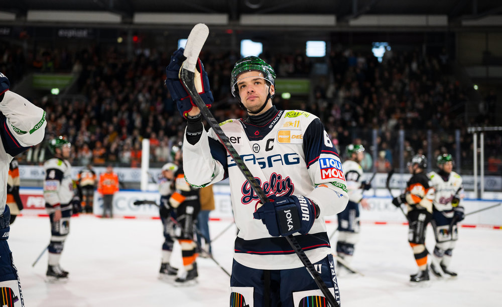 Eisbären verlieren trotz Wissmanns Comeback-Tor, Köln mit 14. Sieg in Folge, Nürnberg bezwingt München dramatisch