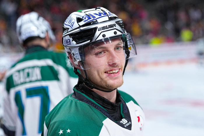 Verteidiger Maximilian Söll bleibt auch in der kommenden Saison ein Steeler