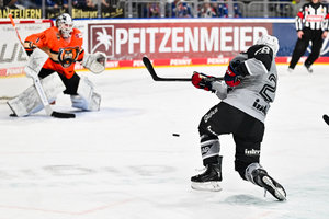 Heimbilanz aufpoliert: Ehl und Michaelis treffen bei Mannheims 2:1-Arbeitssieg gegen Wolfsburg