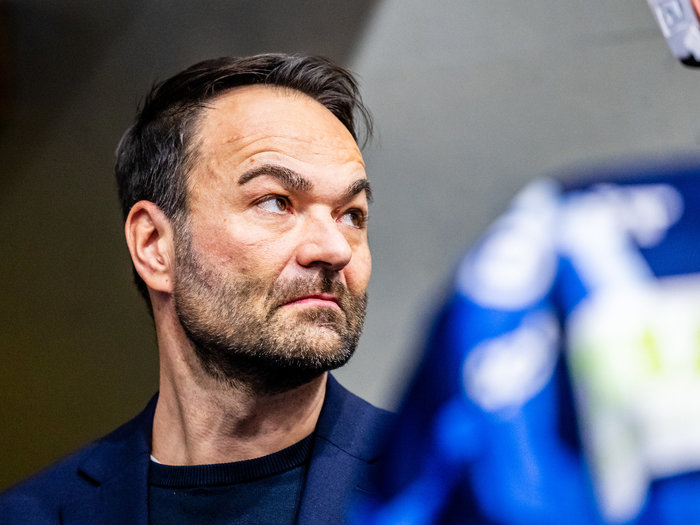 DEL2-Trainer des Jahres 2024/25: Blue Devils Weiden stellen Coach Sebastian Buchwieser frei