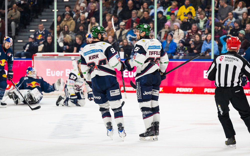 Zehnter Sieg in Folge für Köln, Straubing überholt Mannheim, Schwenningen vergrößert Vorsprung auf Augsburg
