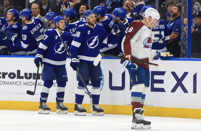 McDavid-Hattrick zum Oilers-Sieg, Tampa gewinnt zum achten Mal in Serie – Boston unterliegt Seattle deutlich