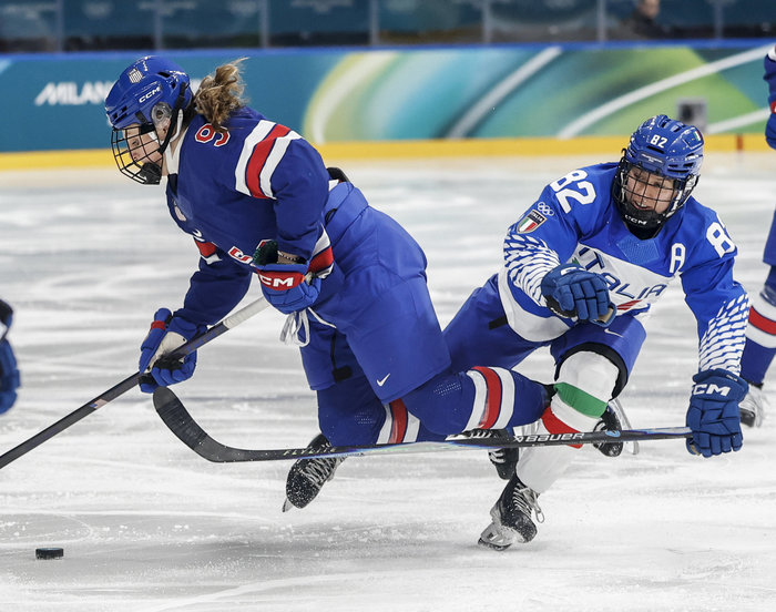 Nur ein Drittel lang eng: Goldfavorit USA fegt Gastgeber Italien aus dem Turnier