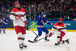 Nach anfänglicher Mühe: Offensivpower führt USA zu Erfolg über Dänemark