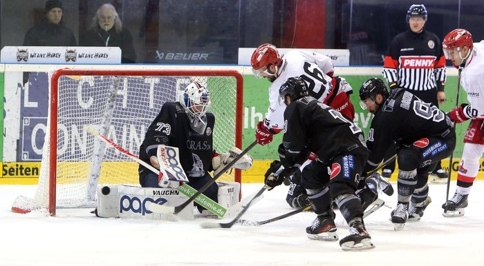 Vier Treffer in vier Minuten: Trappers schlagen Indians, Scorpions und Ice Dragons siegen in der Overtime 