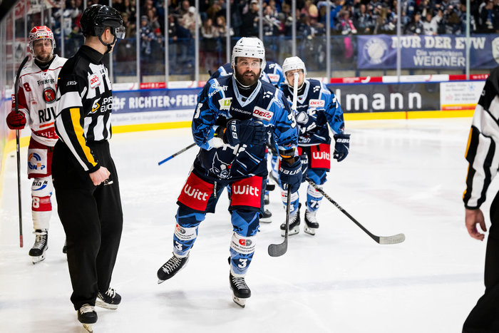 Weiden verlängert mit Verteidiger Muck, Bayreuths Top-Scorer Bollers wechselt in DEL2