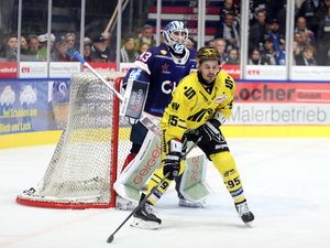 Grüne Pucks und Fahrgemeinschaften: Nachhaltigkeitswoche trifft auf sportliche Brisanz im Playoff-Kampf